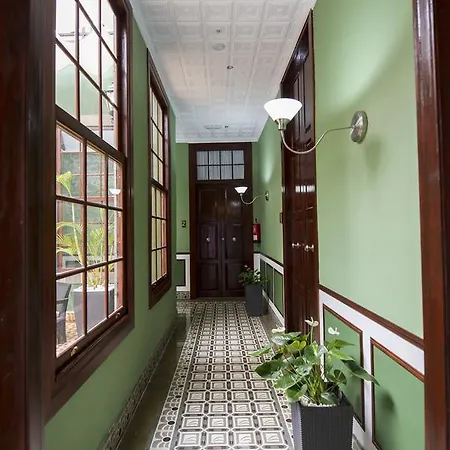 ホテル Emblematico