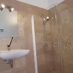 Ξενοδοχείο Emblematico 3*
